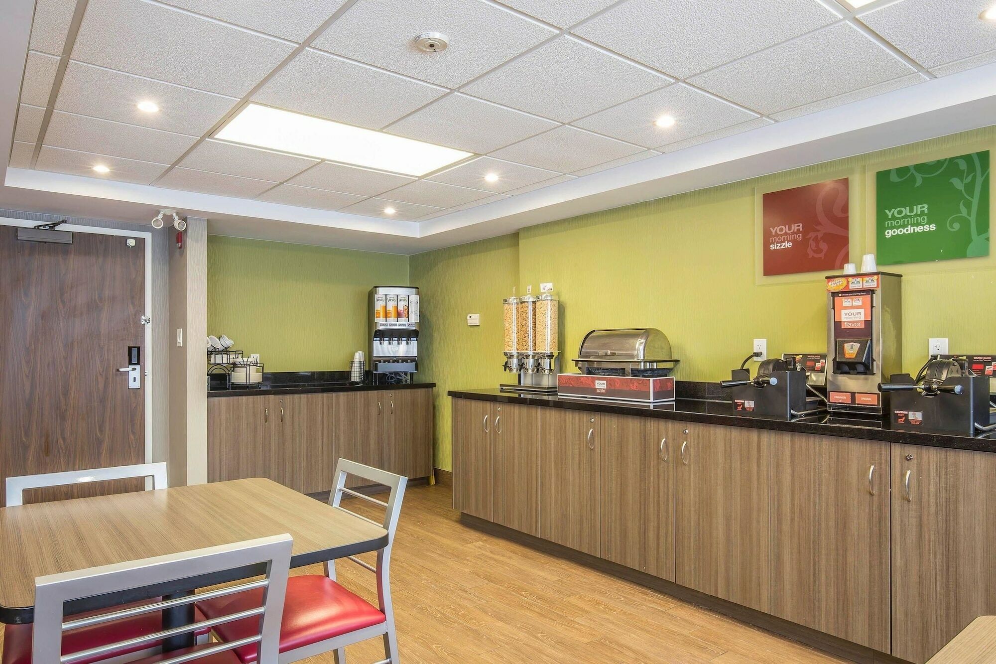 Comfort Inn Pickering Bagian luar foto