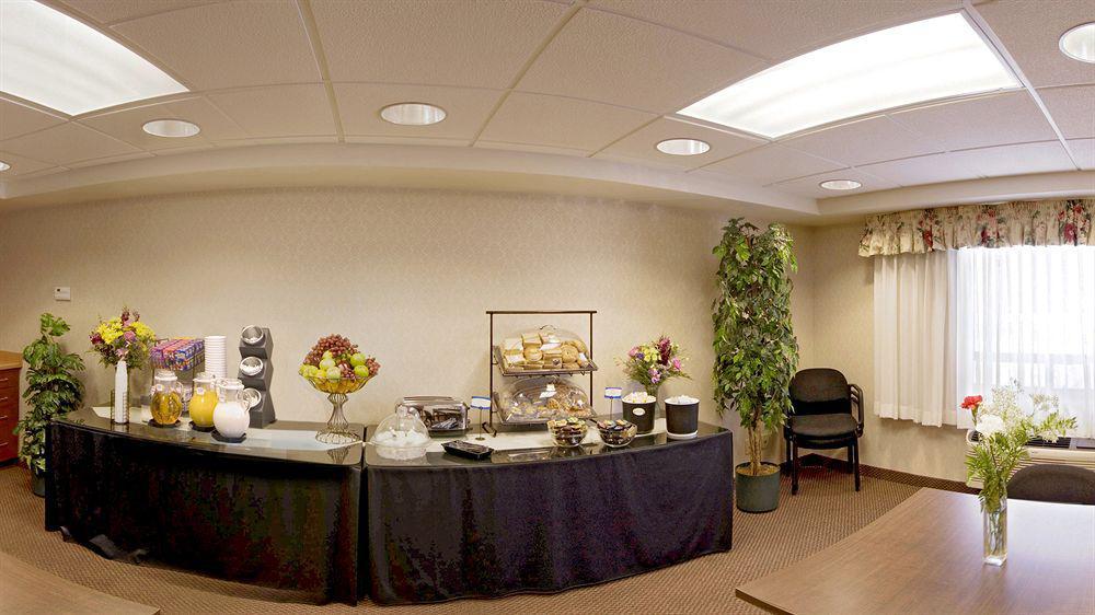 Comfort Inn Pickering Bagian luar foto